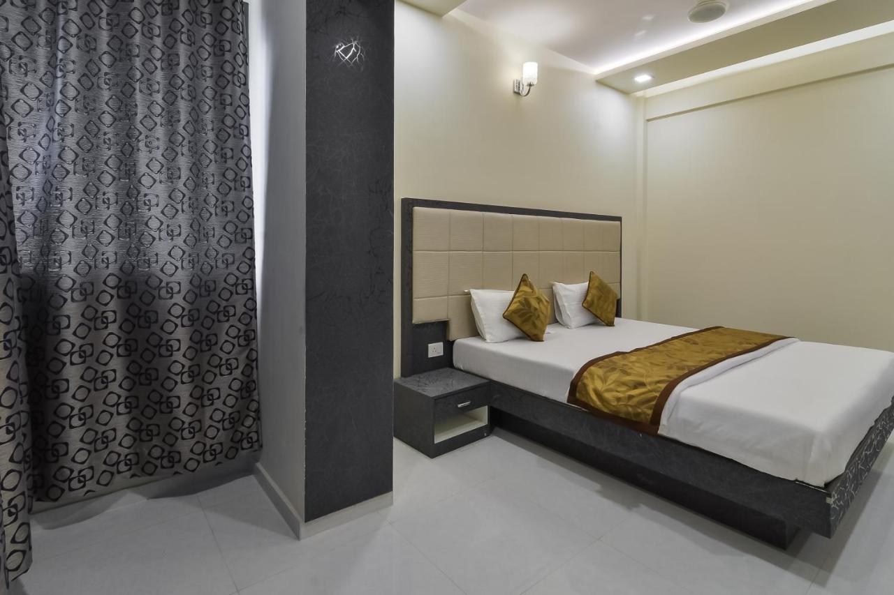 Hotel Aroma- Dadar Bombay Exterior foto